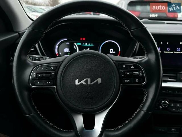 Белый Киа Niro, объемом двигателя 0 л и пробегом 52 тыс. км за 24300 $, фото 33 на Automoto.ua