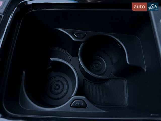 Белый Киа Niro, объемом двигателя 0 л и пробегом 44 тыс. км за 24900 $, фото 84 на Automoto.ua