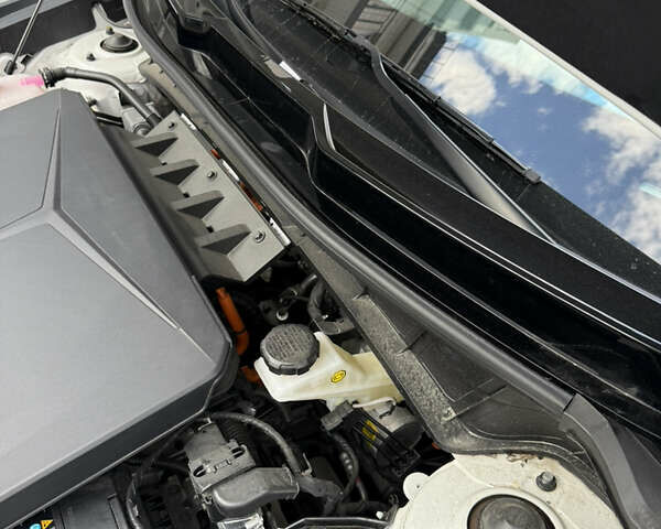 Белый Киа Niro, объемом двигателя 0 л и пробегом 26 тыс. км за 26500 $, фото 48 на Automoto.ua