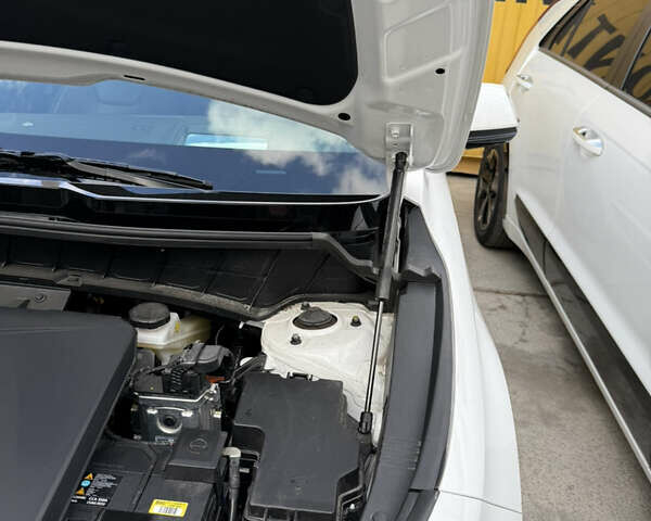 Белый Киа Niro, объемом двигателя 0 л и пробегом 26 тыс. км за 26500 $, фото 46 на Automoto.ua