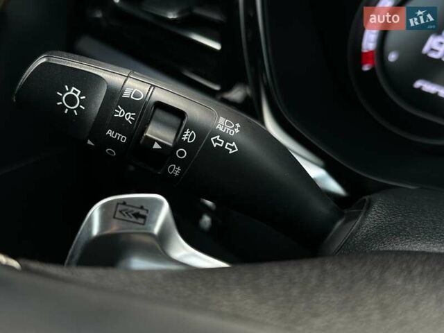 Белый Киа Niro, объемом двигателя 0 л и пробегом 52 тыс. км за 24300 $, фото 35 на Automoto.ua