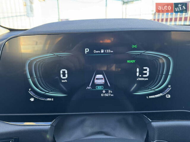 Білий Кіа Niro, об'ємом двигуна 1.58 л та пробігом 61 тис. км за 25990 $, фото 18 на Automoto.ua