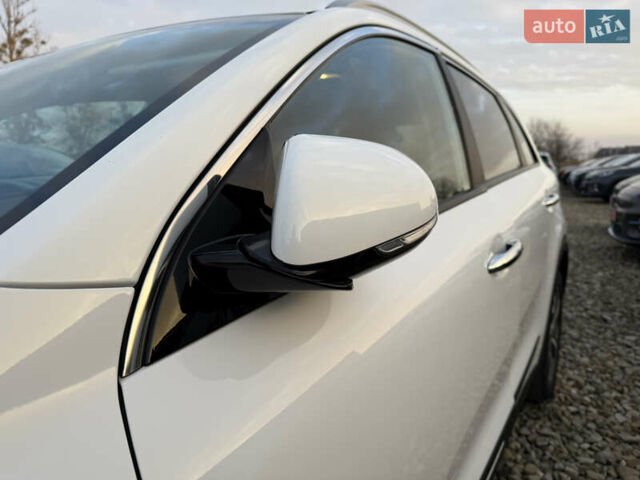 Белый Киа Niro, объемом двигателя 0 л и пробегом 53 тыс. км за 24400 $, фото 22 на Automoto.ua