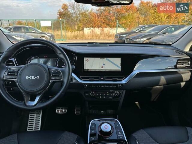 Білий Кіа Niro, об'ємом двигуна 0 л та пробігом 31 тис. км за 24800 $, фото 82 на Automoto.ua