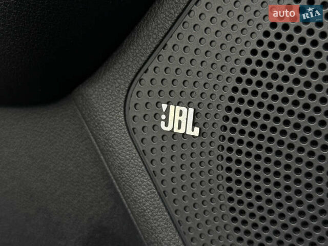 Белый Киа Niro, объемом двигателя 0 л и пробегом 44 тыс. км за 24900 $, фото 33 на Automoto.ua