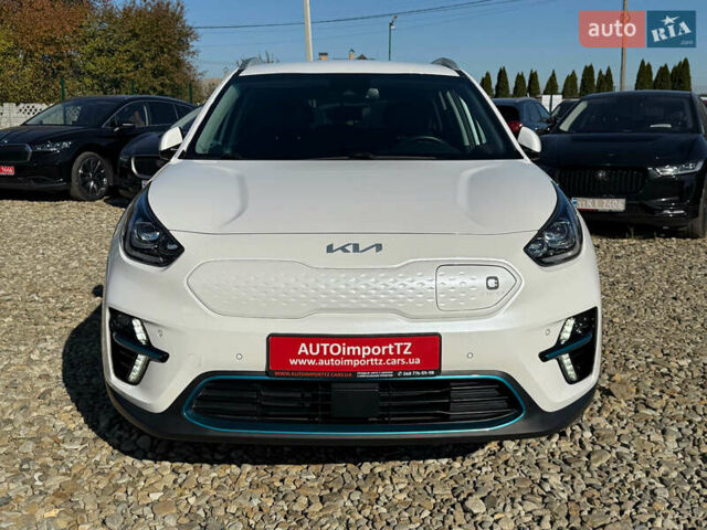 Білий Кіа Niro, об'ємом двигуна 0 л та пробігом 44 тис. км за 24500 $, фото 13 на Automoto.ua