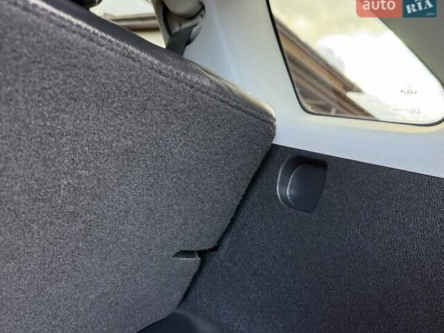 Белый Киа Niro, объемом двигателя 0 л и пробегом 94 тыс. км за 21900 $, фото 129 на Automoto.ua