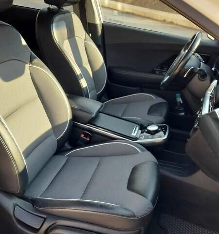 Белый Киа Niro, объемом двигателя 0 л и пробегом 131 тыс. км за 18600 $, фото 38 на Automoto.ua