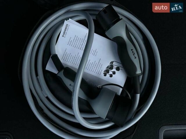 Білий Кіа Niro, об'ємом двигуна 0 л та пробігом 59 тис. км за 24900 $, фото 84 на Automoto.ua