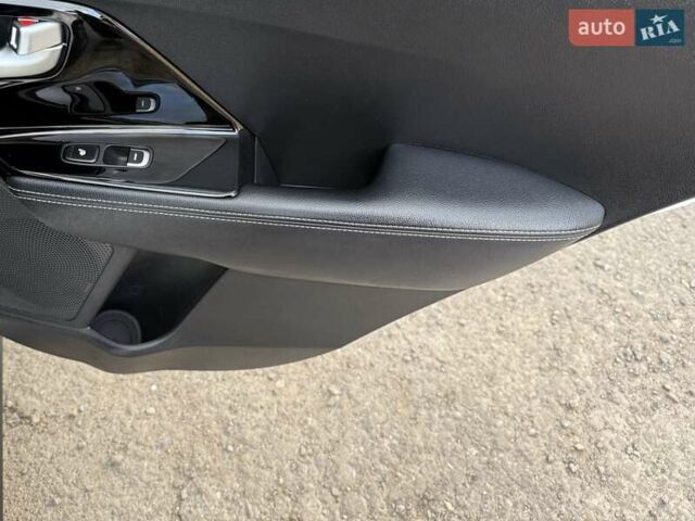 Белый Киа Niro, объемом двигателя 0 л и пробегом 94 тыс. км за 21900 $, фото 131 на Automoto.ua