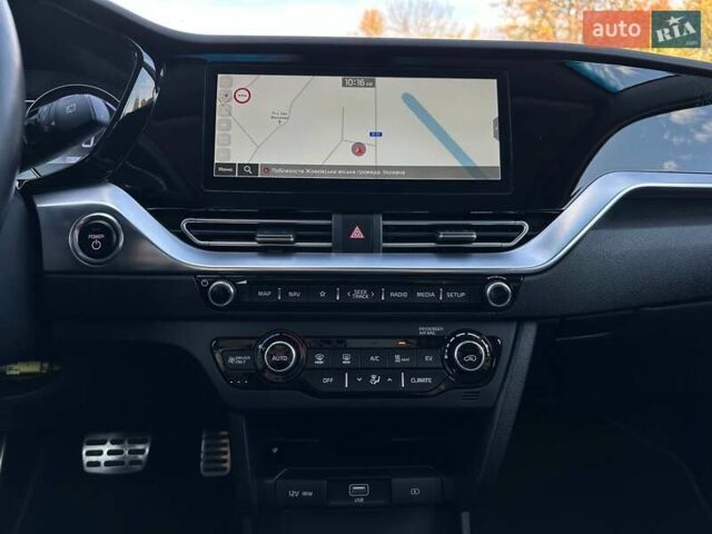 Білий Кіа Niro, об'ємом двигуна 0 л та пробігом 31 тис. км за 24800 $, фото 60 на Automoto.ua