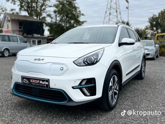 Кіа Niro 2022 у Кропивницькому (Кіровограді) на Automoto.ua Білий Кіа Niro, об'ємом двигуна 0 л та пробігом 68 тис. км за 20600 $, фото 13 на Automoto.ua