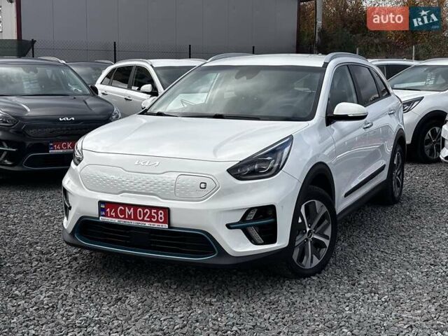 Белый Киа Niro, объемом двигателя 0 л и пробегом 58 тыс. км за 24300 $, фото 4 на Automoto.ua