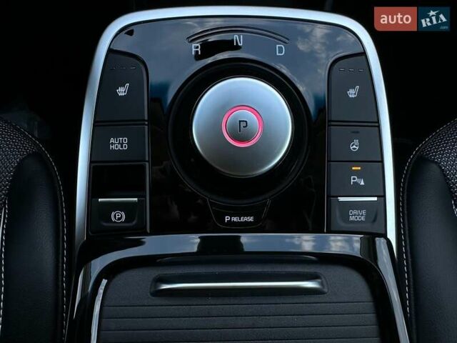 Білий Кіа Niro, об'ємом двигуна 0 л та пробігом 31 тис. км за 24800 $, фото 73 на Automoto.ua