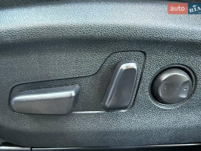 Белый Киа Niro, объемом двигателя 0 л и пробегом 94 тыс. км за 21900 $, фото 77 на Automoto.ua