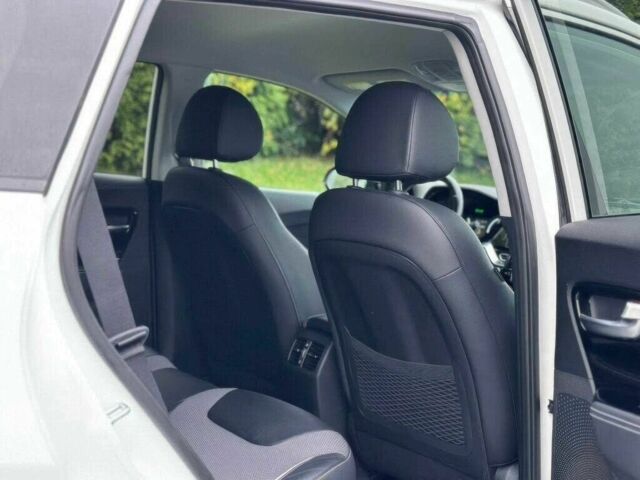 Білий Кіа Niro, об'ємом двигуна 0 л та пробігом 10 тис. км за 17000 $, фото 11 на Automoto.ua