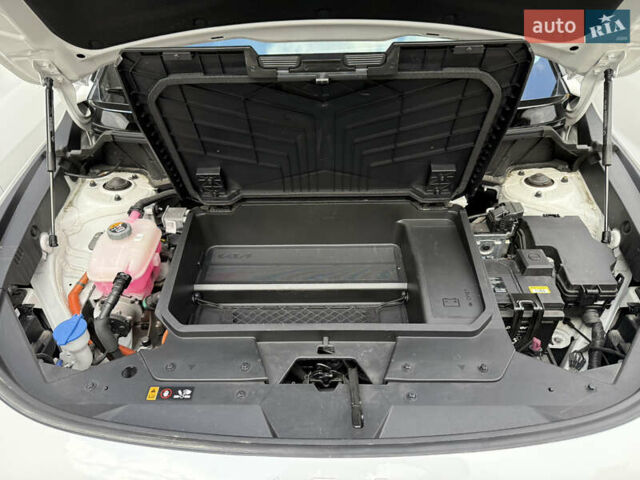 Белый Киа Niro, объемом двигателя 0 л и пробегом 26 тыс. км за 26500 $, фото 49 на Automoto.ua