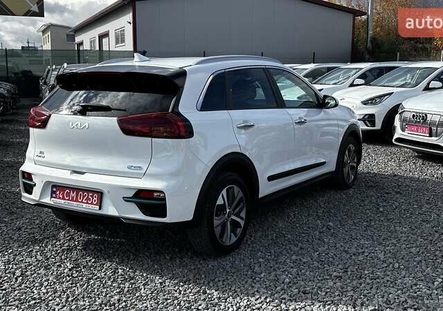 Белый Киа Niro, объемом двигателя 0 л и пробегом 58 тыс. км за 24300 $, фото 9 на Automoto.ua