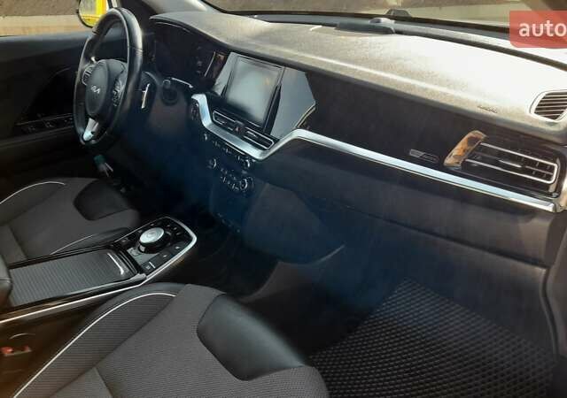 Белый Киа Niro, объемом двигателя 0 л и пробегом 131 тыс. км за 18600 $, фото 45 на Automoto.ua