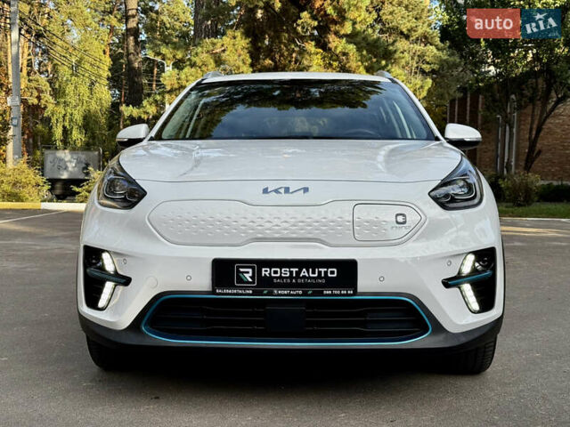 Белый Киа Niro, объемом двигателя 0 л и пробегом 57 тыс. км за 23868 $, фото 6 на Automoto.ua