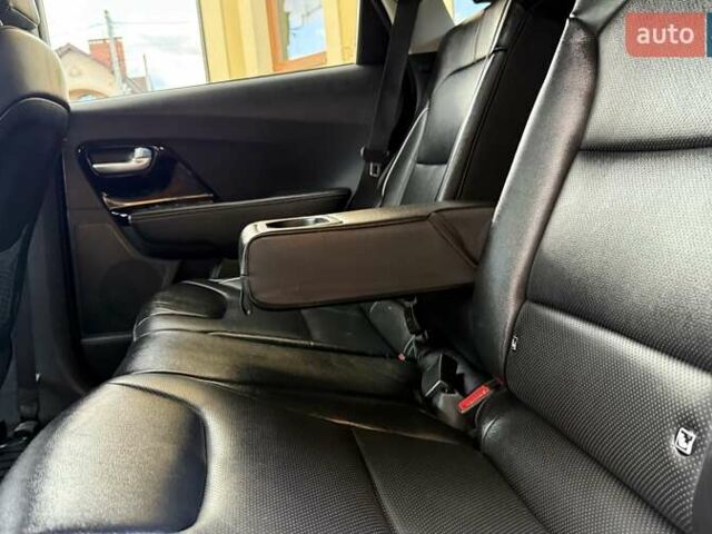 Белый Киа Niro, объемом двигателя 0 л и пробегом 94 тыс. км за 21900 $, фото 110 на Automoto.ua