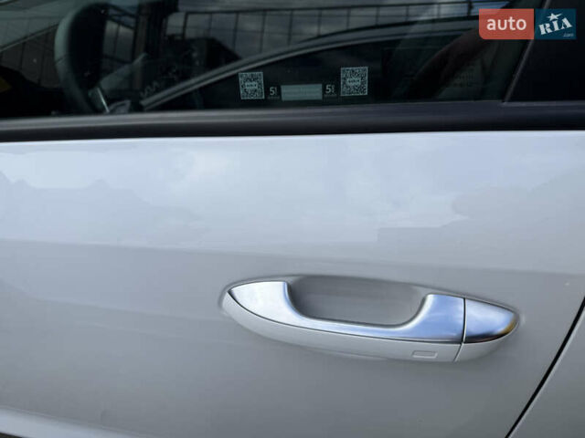 Белый Киа Niro, объемом двигателя 0 л и пробегом 26 тыс. км за 26500 $, фото 37 на Automoto.ua