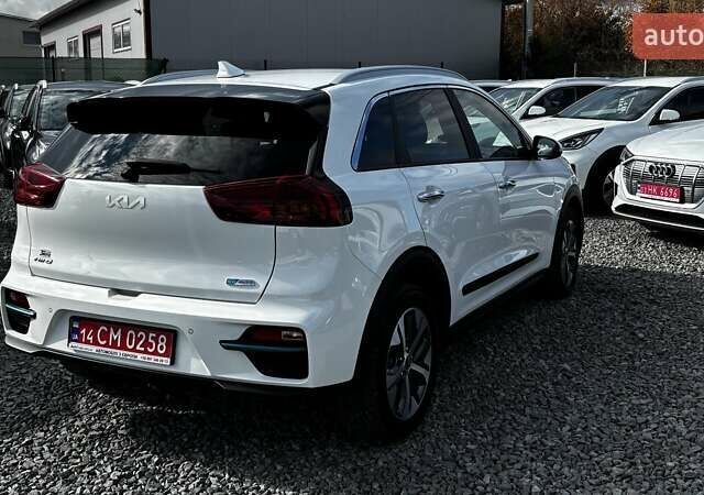 Белый Киа Niro, объемом двигателя 0 л и пробегом 58 тыс. км за 24300 $, фото 8 на Automoto.ua