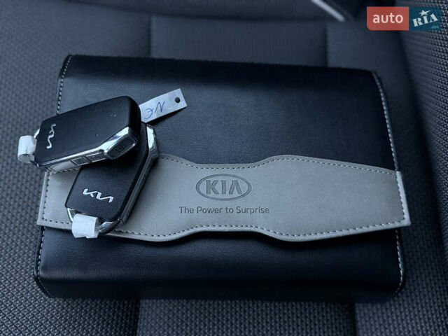 Белый Киа Niro, объемом двигателя 0 л и пробегом 53 тыс. км за 24400 $, фото 88 на Automoto.ua
