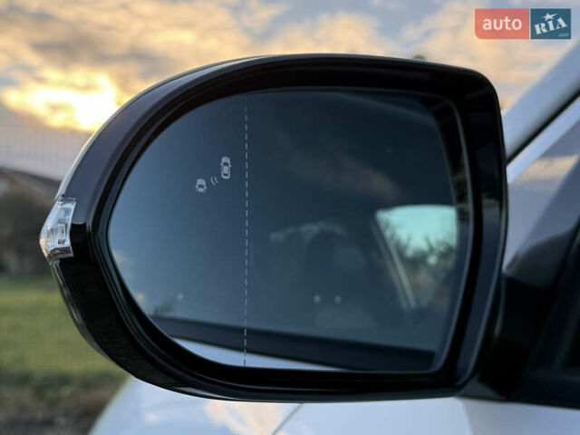 Білий Кіа Niro, об'ємом двигуна 0 л та пробігом 44 тис. км за 24500 $, фото 10 на Automoto.ua