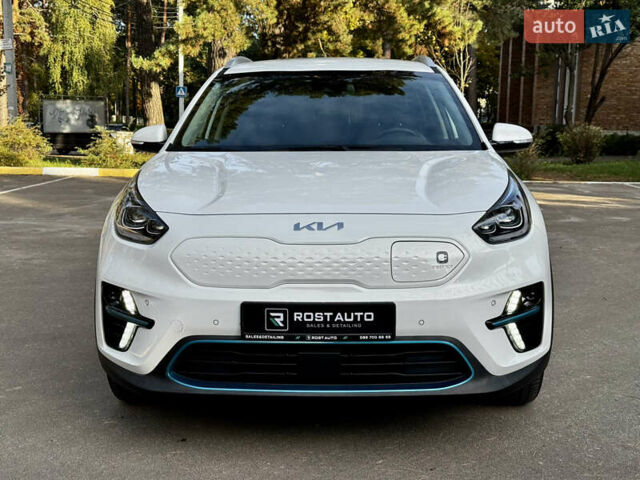 Белый Киа Niro, объемом двигателя 0 л и пробегом 57 тыс. км за 23868 $, фото 1 на Automoto.ua