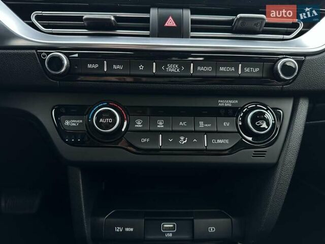 Белый Киа Niro, объемом двигателя 0 л и пробегом 31 тыс. км за 24900 $, фото 55 на Automoto.ua