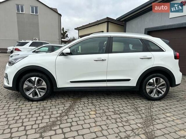 Белый Киа Niro, объемом двигателя 0 л и пробегом 31 тыс. км за 24900 $, фото 14 на Automoto.ua