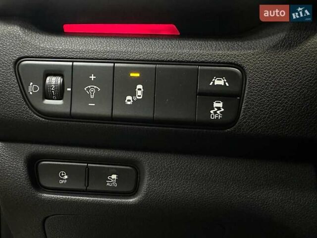 Белый Киа Niro, объемом двигателя 0 л и пробегом 47 тыс. км за 24900 $, фото 46 на Automoto.ua