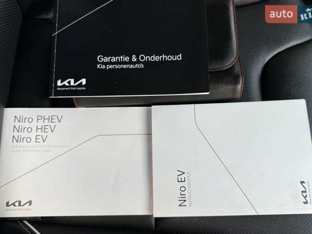 Белый Киа Niro, объемом двигателя 0 л и пробегом 94 тыс. км за 21900 $, фото 152 на Automoto.ua