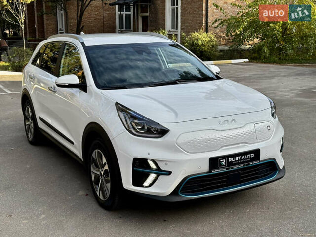 Белый Киа Niro, объемом двигателя 0 л и пробегом 57 тыс. км за 23868 $, фото 10 на Automoto.ua