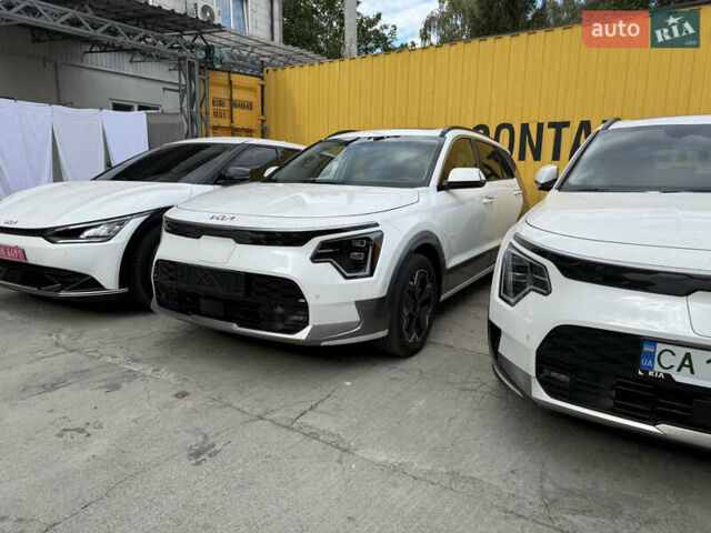 Белый Киа Niro, объемом двигателя 0 л и пробегом 26 тыс. км за 26500 $, фото 1 на Automoto.ua