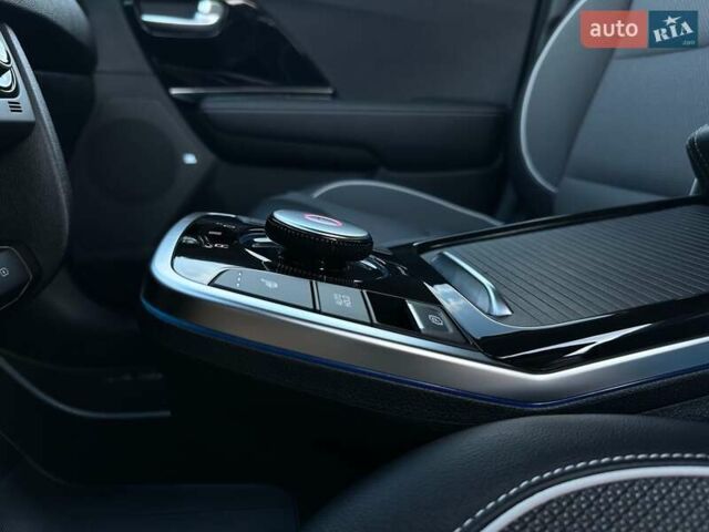 Білий Кіа Niro, об'ємом двигуна 0 л та пробігом 31 тис. км за 24800 $, фото 10 на Automoto.ua