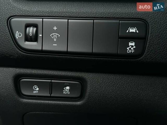 Белый Киа Niro, объемом двигателя 0 л и пробегом 31 тыс. км за 24900 $, фото 30 на Automoto.ua
