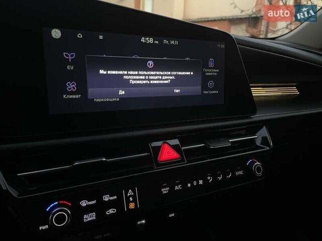 Білий Кіа Niro, об'ємом двигуна 0 л та пробігом 90 тис. км за 25300 $, фото 35 на Automoto.ua