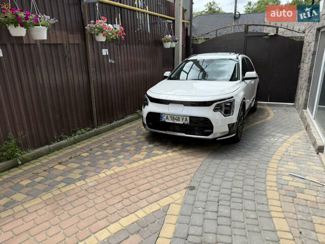 Белый Киа Niro, объемом двигателя 0 л и пробегом 81 тыс. км за 23700 $, фото 122 на Automoto.ua