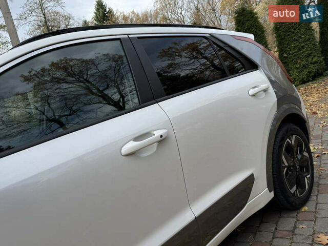 Білий Кіа Niro, об'ємом двигуна 0 л та пробігом 85 тис. км за 26899 $, фото 22 на Automoto.ua