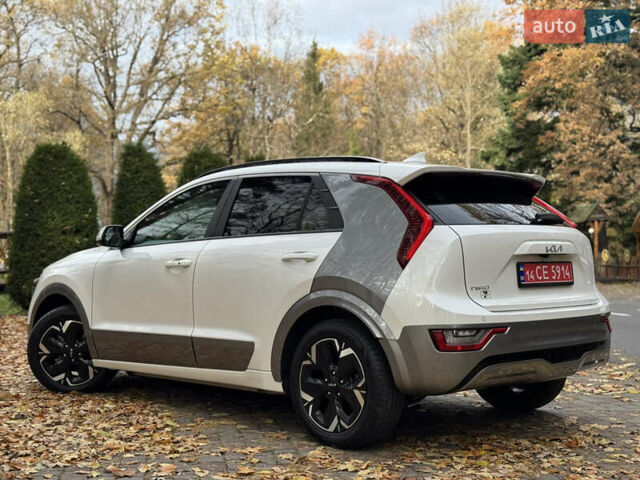 Білий Кіа Niro, об'ємом двигуна 0 л та пробігом 85 тис. км за 26899 $, фото 83 на Automoto.ua