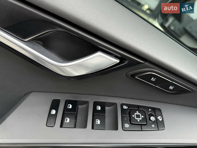 Белый Киа Niro, объемом двигателя 0 л и пробегом 24 тыс. км за 24700 $, фото 55 на Automoto.ua
