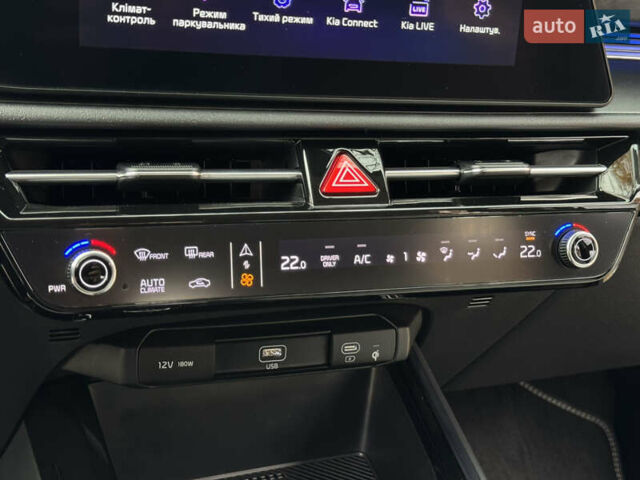 Білий Кіа Niro, об'ємом двигуна 0 л та пробігом 85 тис. км за 26899 $, фото 135 на Automoto.ua