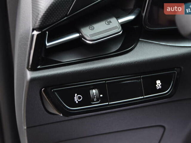 Белый Киа Niro, объемом двигателя 0 л и пробегом 33 тыс. км за 27999 $, фото 87 на Automoto.ua