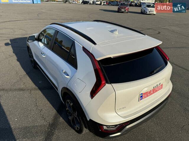 Белый Киа Niro, объемом двигателя 1.58 л и пробегом 15 тыс. км за 27800 $, фото 36 на Automoto.ua