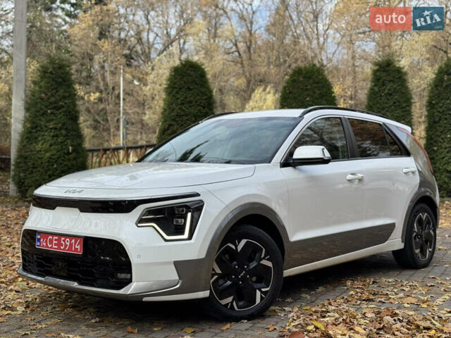 Білий Кіа Niro, об'ємом двигуна 0 л та пробігом 85 тис. км за 26899 $, фото 6 на Automoto.ua