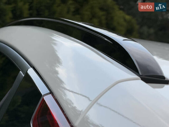 Киа Niro 2023 в Дрогобыче на Automoto.ua Белый Киа Niro, объемом двигателя 0 л и пробегом 57 тыс. км за 23850 $, фото 43 на Automoto.ua
