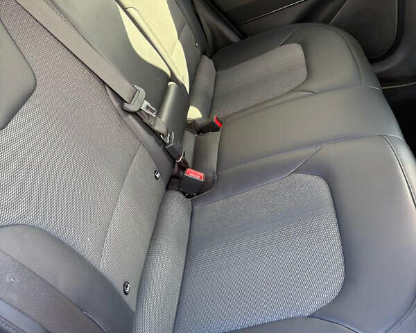 Белый Киа Niro, объемом двигателя 0 л и пробегом 28 тыс. км за 20499 $, фото 20 на Automoto.ua