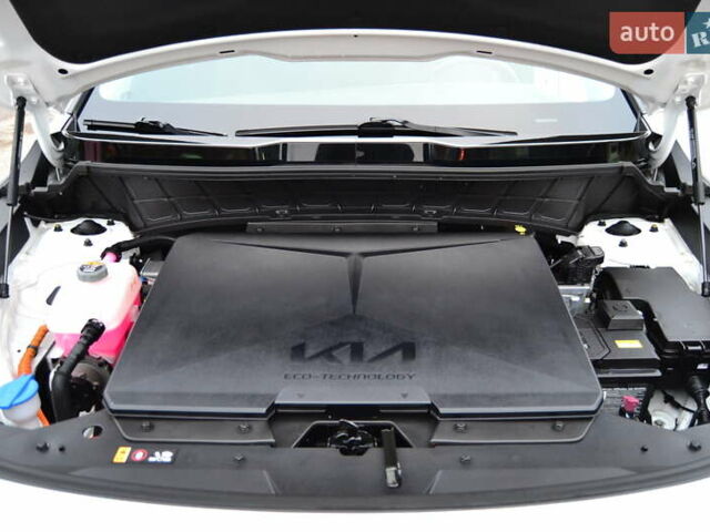 Белый Киа Niro, объемом двигателя 0 л и пробегом 33 тыс. км за 27999 $, фото 116 на Automoto.ua